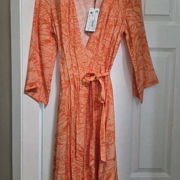Orange Wrap Dress - Picture 4 of 9